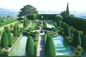 Gardens of Tuscany